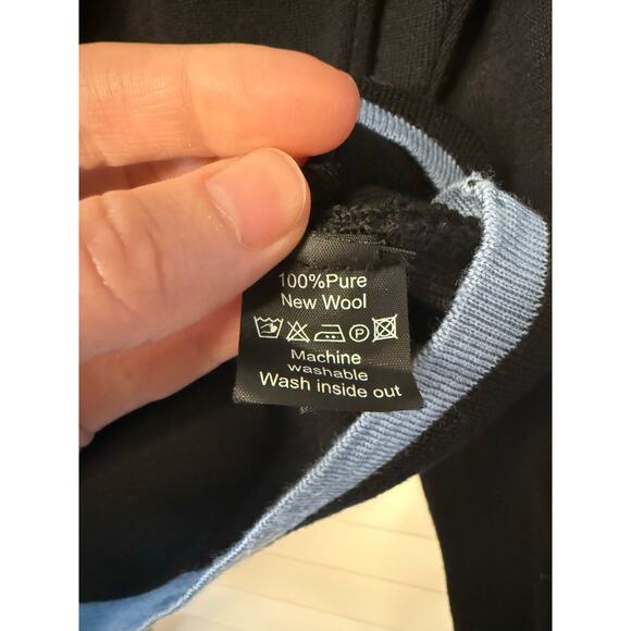 Dale of Norway Black Blue Snowflake 1/4 Zip Long Sleeve Pullover Sweater Sz M - Picture 7 of 9